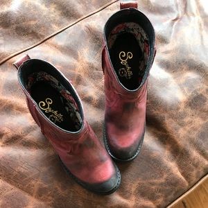 Sale! Seychelles red booties. Adorbs!